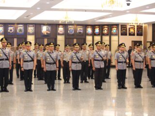 Kapolri Pimpin Pelantikan Kapolda dan Pengukuhan 2 Jabatan Baru