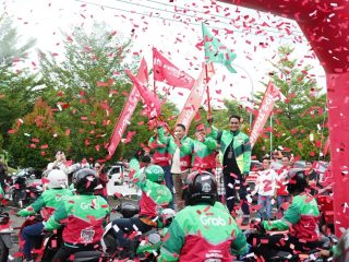 Telkomsel Perkuat Kolaborasi dengan Grab, Libatkan 2.200 Mitra Driver di 4 Kota Sulawesi