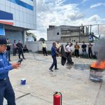 Mitigasi Kebakaran, BRI BO Kendari By Pass Gandeng Damkar Inisiasi Pelatihan dan Simulasi Darurat
